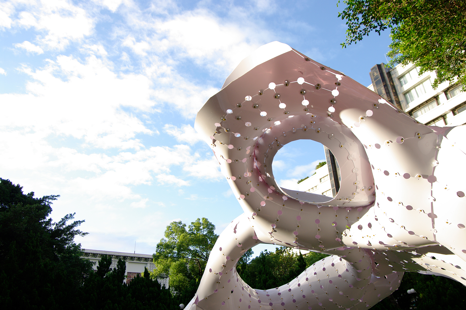 bending-active structural pavilion closeup